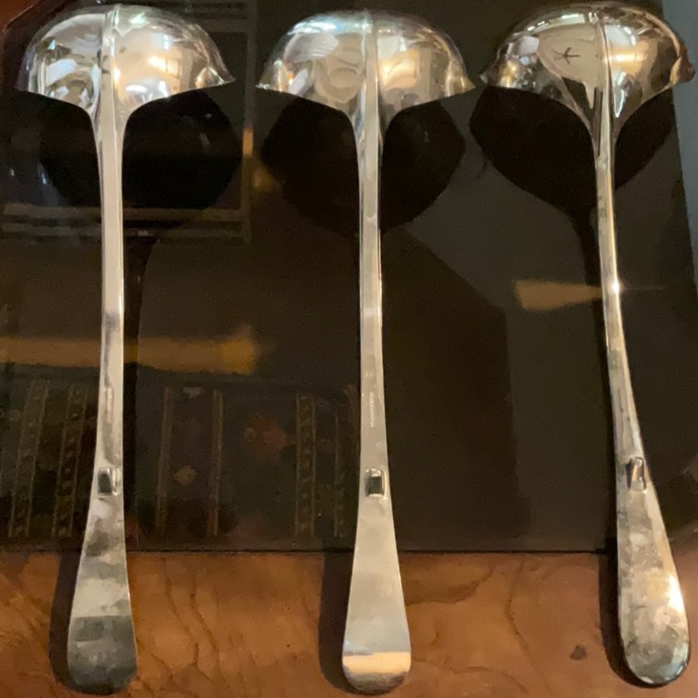 Silver drink ladles. Silverplate and nice weight!  Will polish with purchase.
